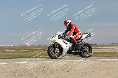 media/Mar-23-2025-TrackDaz (Sun) [[88a7749186]]/B Group/1220pm (Wheelie Bump)/